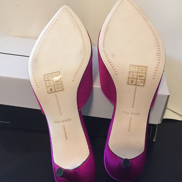 Dolce Vita Women's Rhyme Satin Mule Pumps - Picture 6 of 7